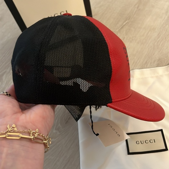 GUCCI Leather Logo Hat - Picture 4 of 6